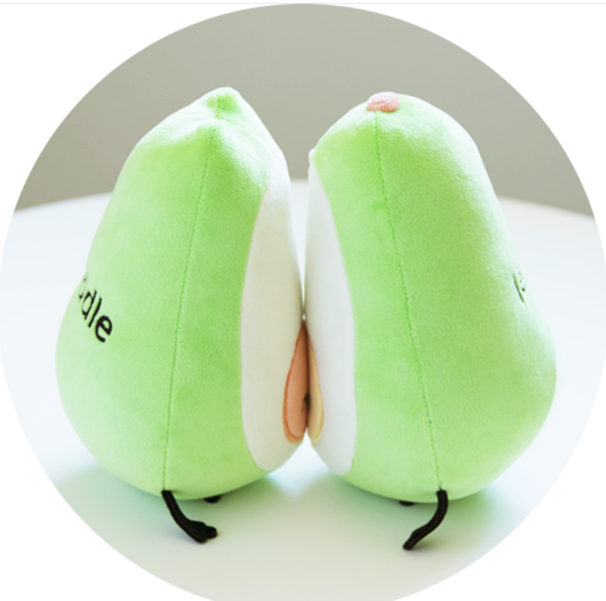 Avo cuddle plush online